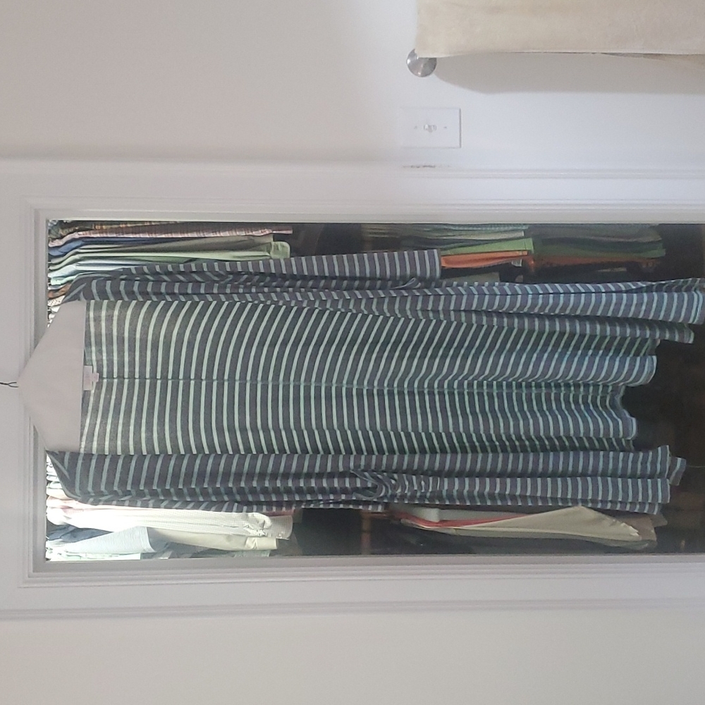 Size Medium Lularoe Sarah